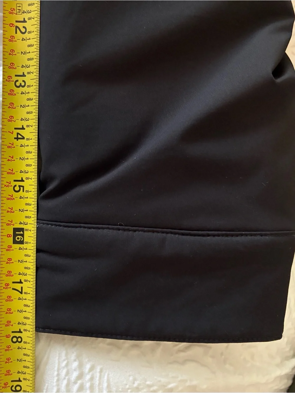 Men’s Size L Banana Republic Black Lightweight Insulated Shirt Jacket